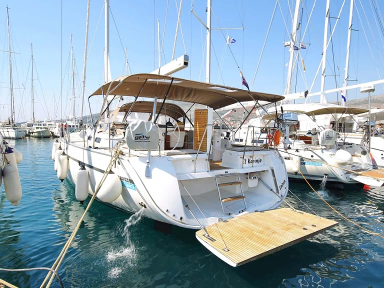 Verhuur Zeilboot Bavaria met vaarbewijs