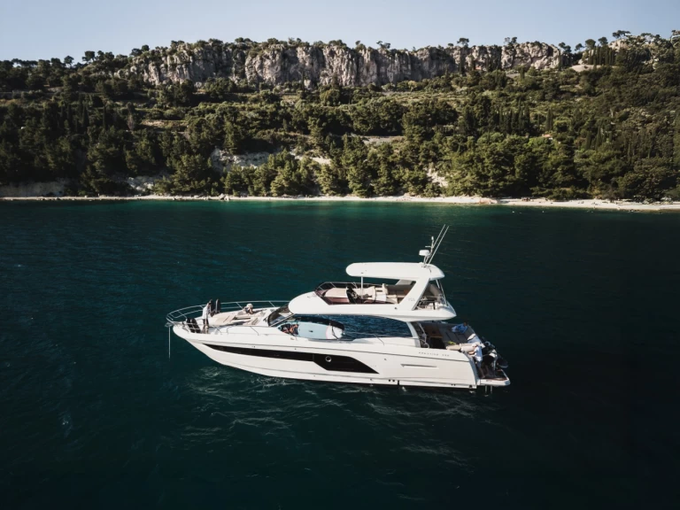 Bootverhuur Jeanneau Prestige 590 in Podstrana via SamBoat