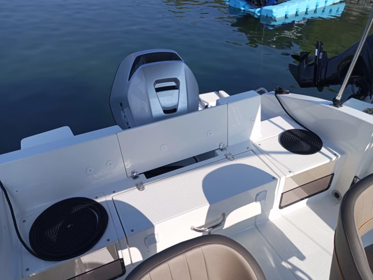 Bootverhuur Šibenik goedkoop Sun Cruiser 630