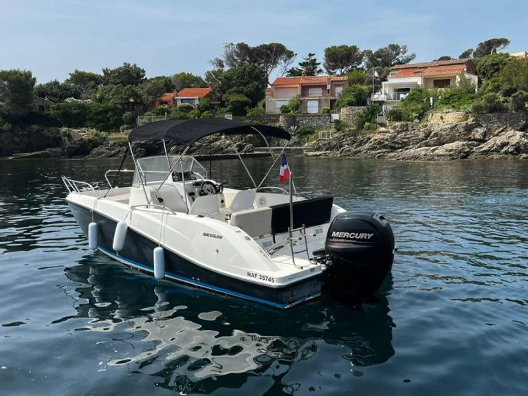 Verhuur Motorboot in Saint-Aygulf - Quicksilver Activ 675 Open