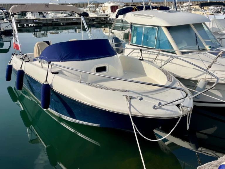 Jachthuur in Sainte-Maxime - Jeanneau Cap Camarat 625 WA via SamBoat