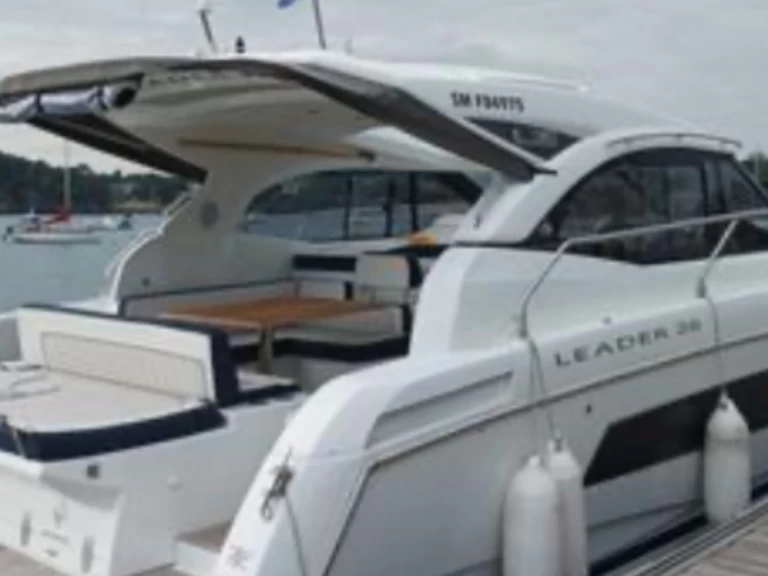 Bootverhuur Bénéteau Cap Camarat 7.5 CC in Pinarellu via SamBoat