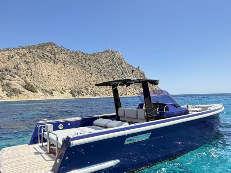 Huur een Fjord Fjord 36 Open in Ibiza Magna