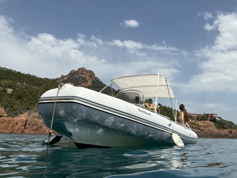 RIB te huur in Saint-Raphaël voor de beste prijs