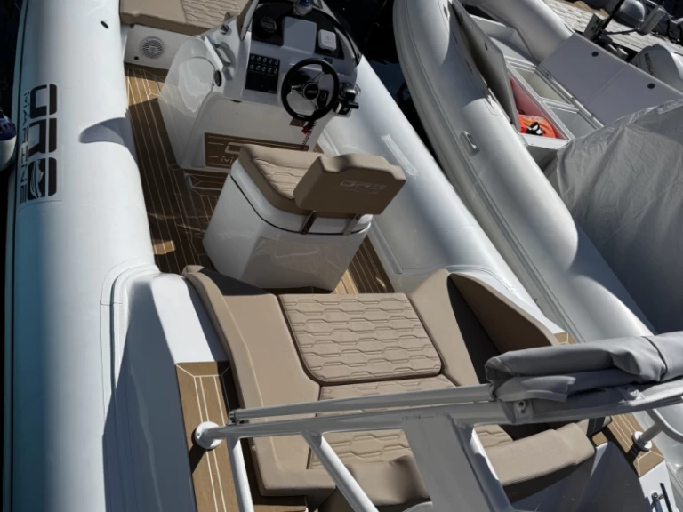 Oromarine Oromarine S-78 te huur van particulier of professional in Napels