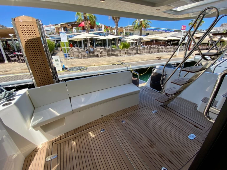 Bootverhuur Ajaccio goedkoop Swift Trawler 48