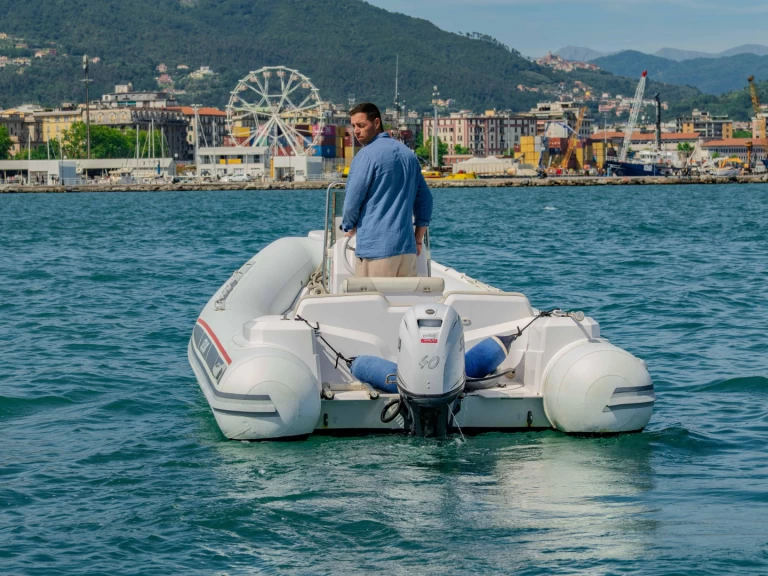 Verhuur RIB Selva-Marine met vaarbewijs