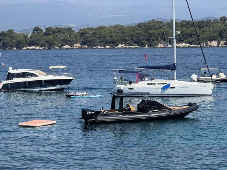 Huur een ONARCH SeaQuest 963 in Cannes