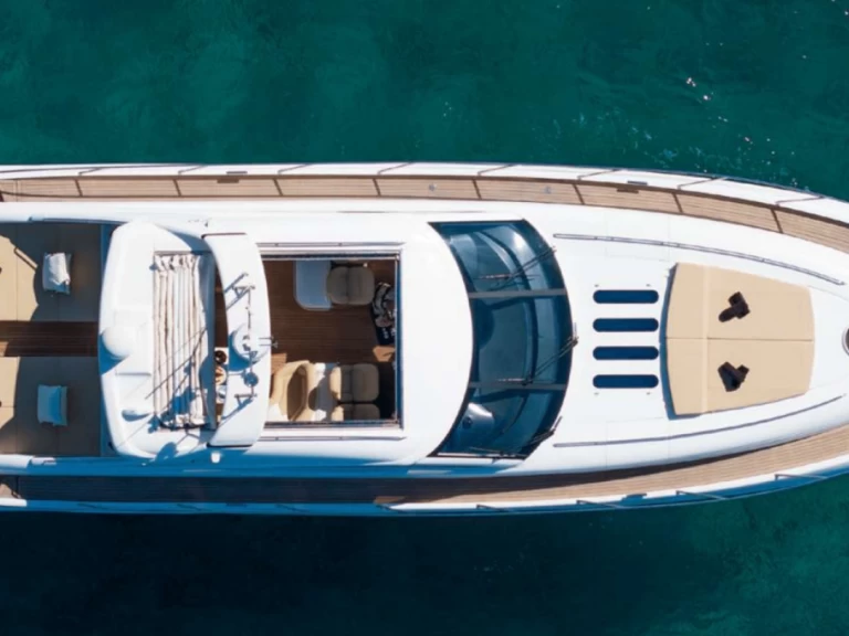 Huur een Princess Princess V65 in Ibiza Town