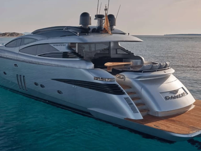 Bootverhuur Pershing Pershing 90 in Ibiza Town via SamBoat