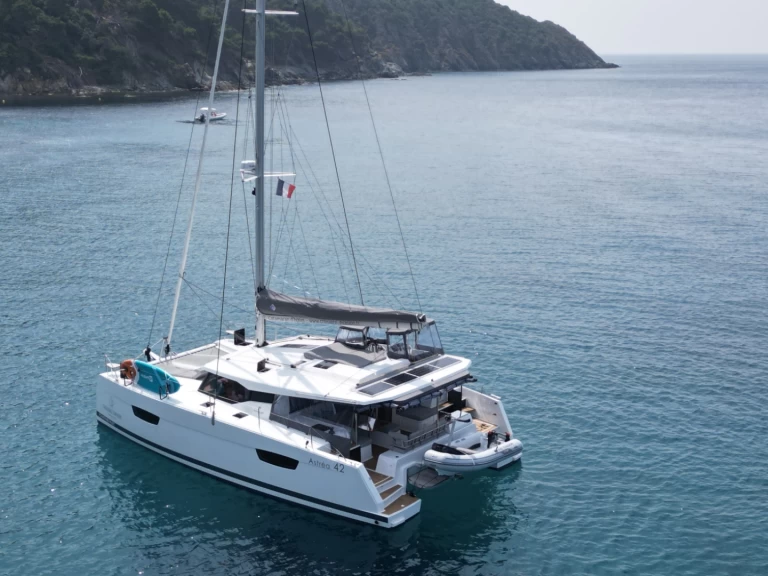 Bootverhuur Fountaine Pajot Astrea 42 in Bonifacio via SamBoat