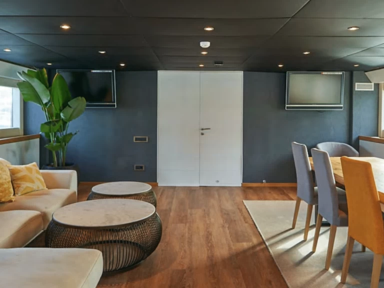 Verhuur Jacht in Ibiza Town - Explorer 92