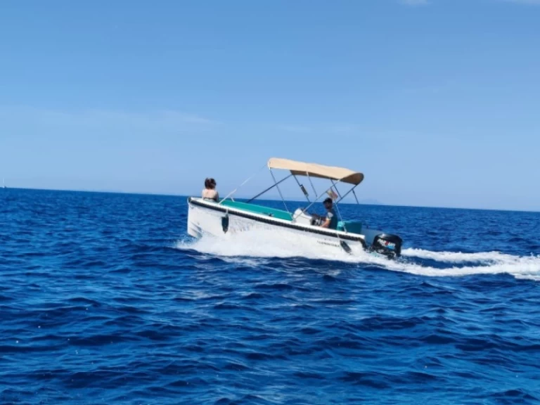 Marion 510 te huur van particulier of professional in Ciutadella de Menorca