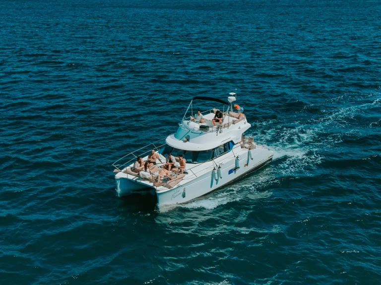 Verhuur Motorboot in Lissabon - Fountaine Pajot Highland 35