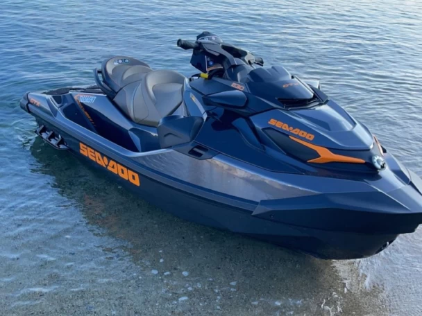 Sea-Doo GTX 130 te huur van particulier of professional in Les Issambres
