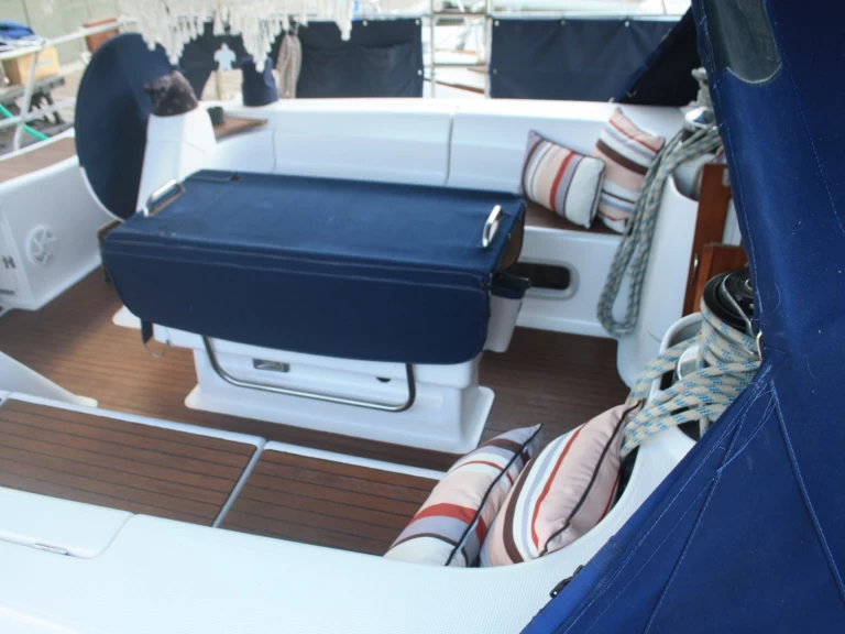 Verhuur Zeilboot Bavaria met vaarbewijs