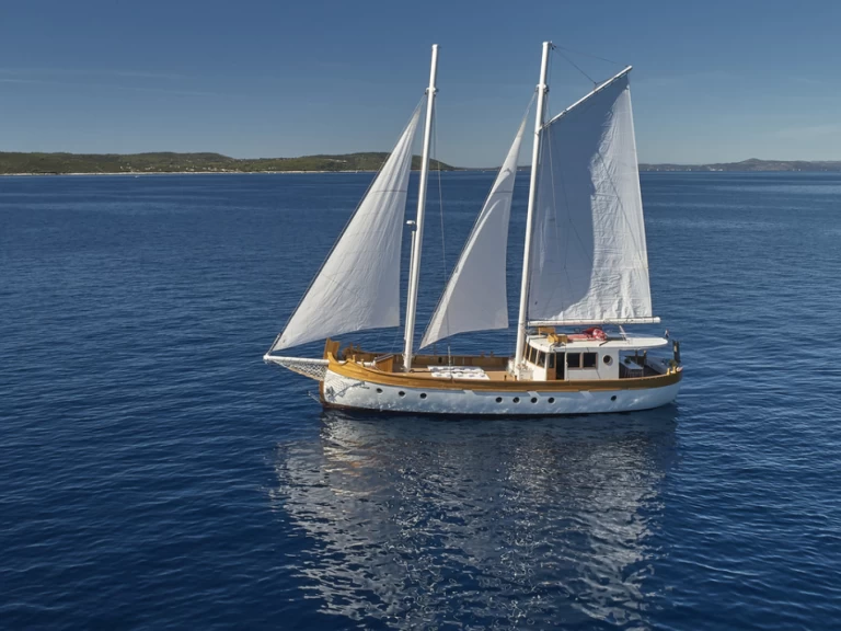 Bootverhuur Custom Made Green Ray in Split via SamBoat