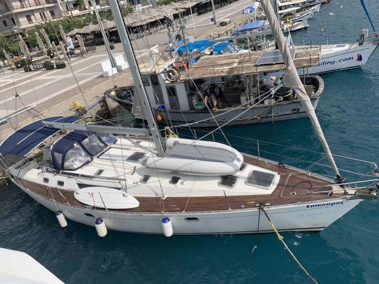 Huur een Jeanneau Sun Odyssey 45.1 in Kalamata