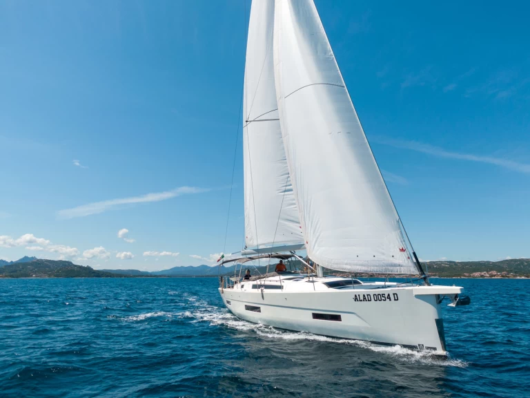 Huur Zeilboot met of zonder schipper Dufour in Cannigione