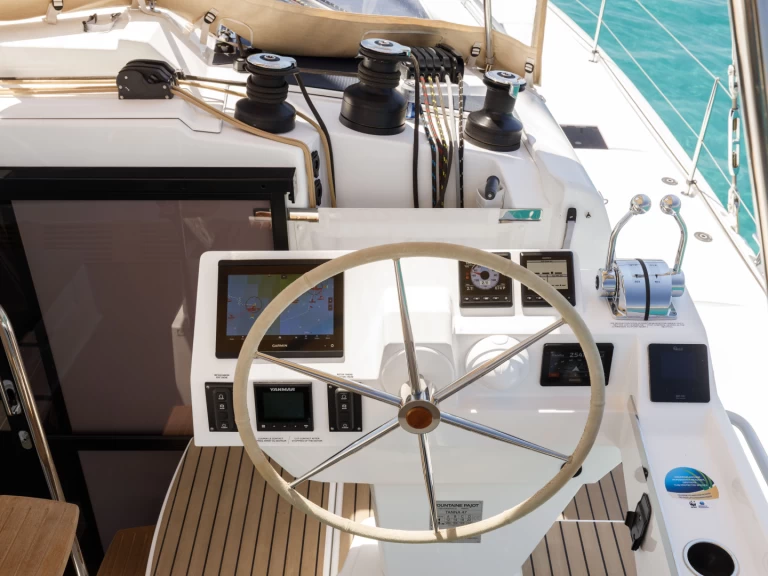 Huur Catamaran met of zonder schipper Fountaine Pajot in Álimos