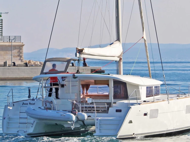 Huur een Lagoon Lagoon 40 in Betina