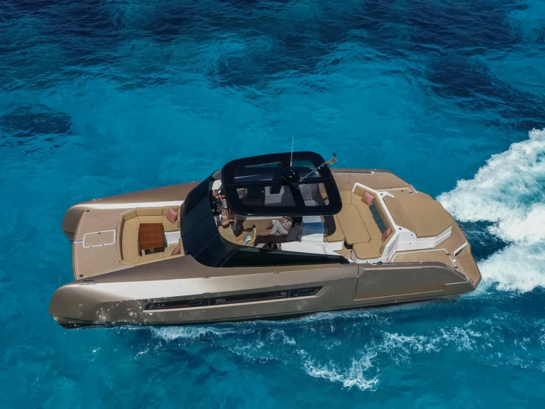 Bootverhuur Ibiza Town goedkoop CATAMARAN POWER
