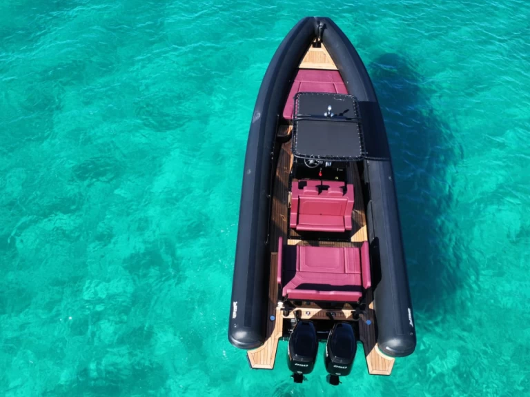 Sea Water Sea Water Phantom 300 te huur van particulier of professional in Portisco