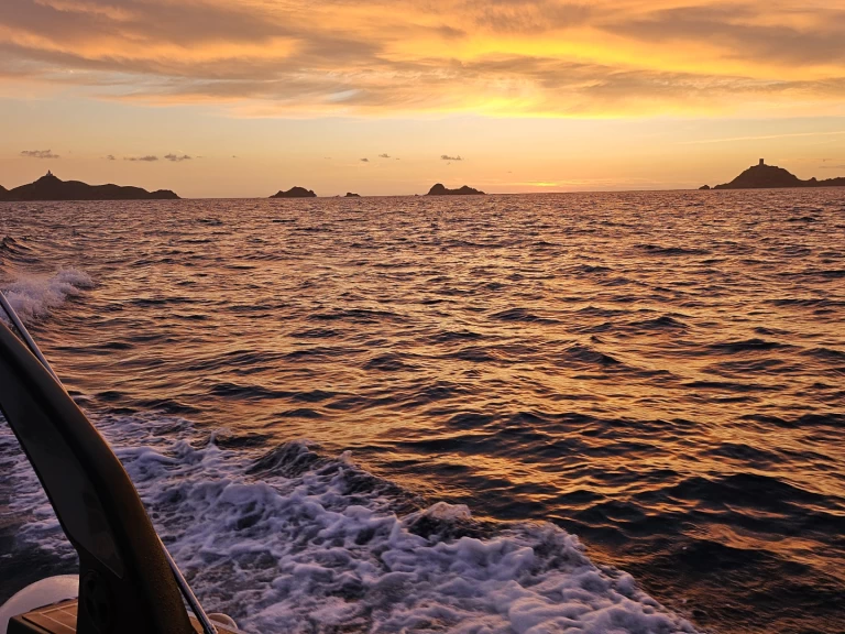 Verhuur RIB in Ajaccio - Capelli Tempest 770