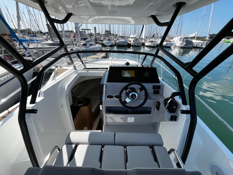 Jeanneau Cap Camarat 7.5 WA te huur van particulier of professional in Port la Forêt