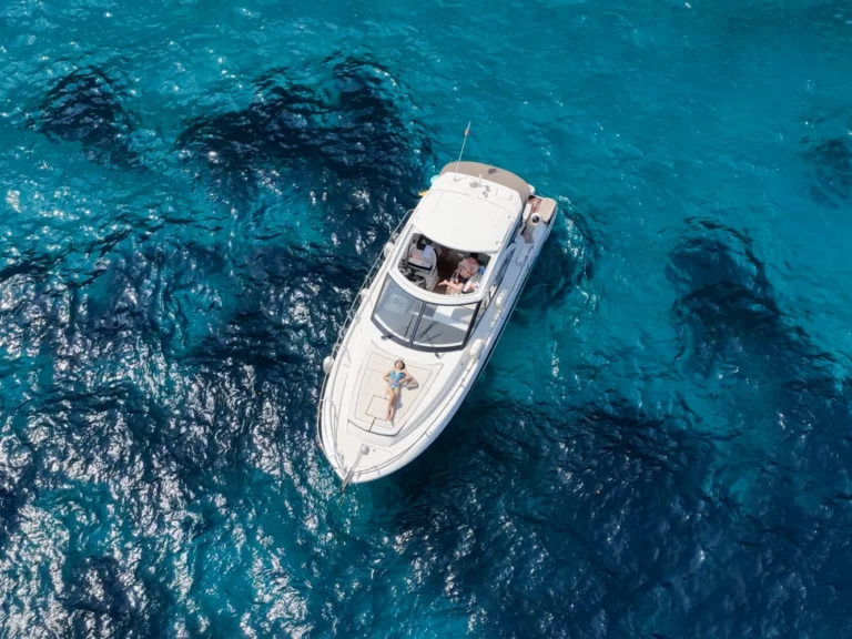 Jeanneau Leader 36 te huur van particulier of professional in Napels