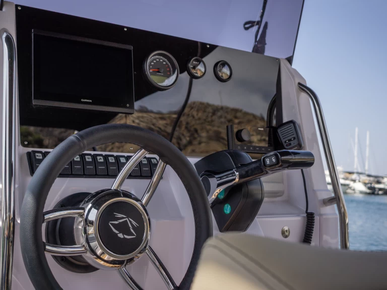 Huur een Italboats Predator 700P in Altea