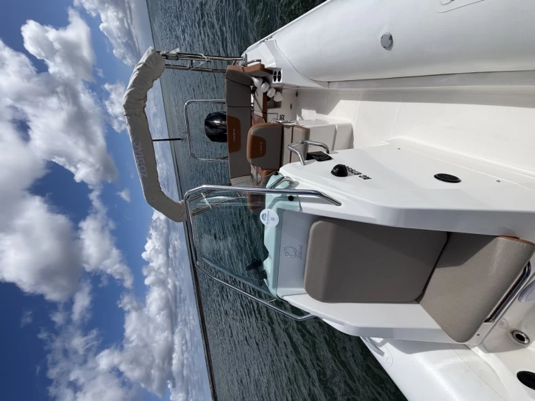 Huur een Zodiac Medline 6.8 in Arcachon