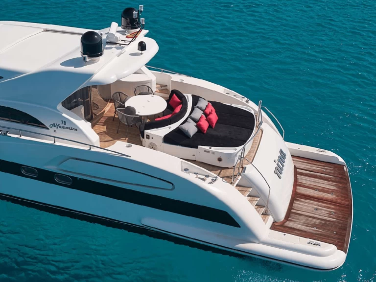 Huur een Alfamarine 78 in Ibiza Town