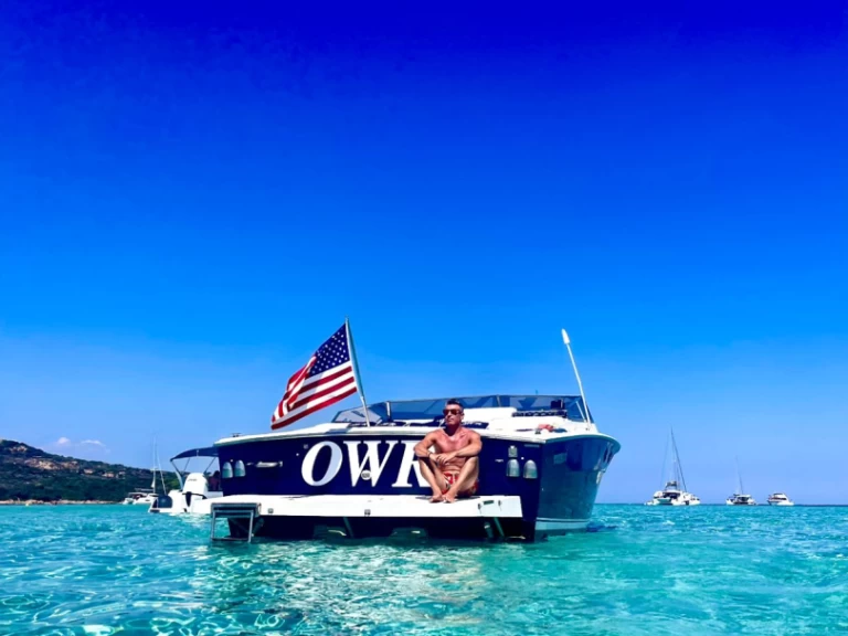 Tornado 38 classic te huur van particulier of professional in Porto Cervo