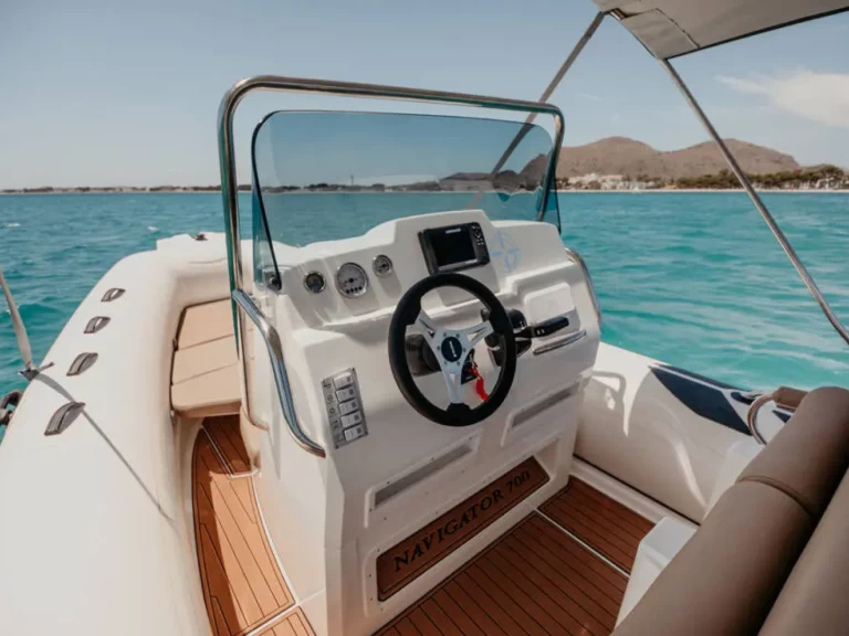 Motorboot te huur in Port d'Alcudia voor de beste prijs