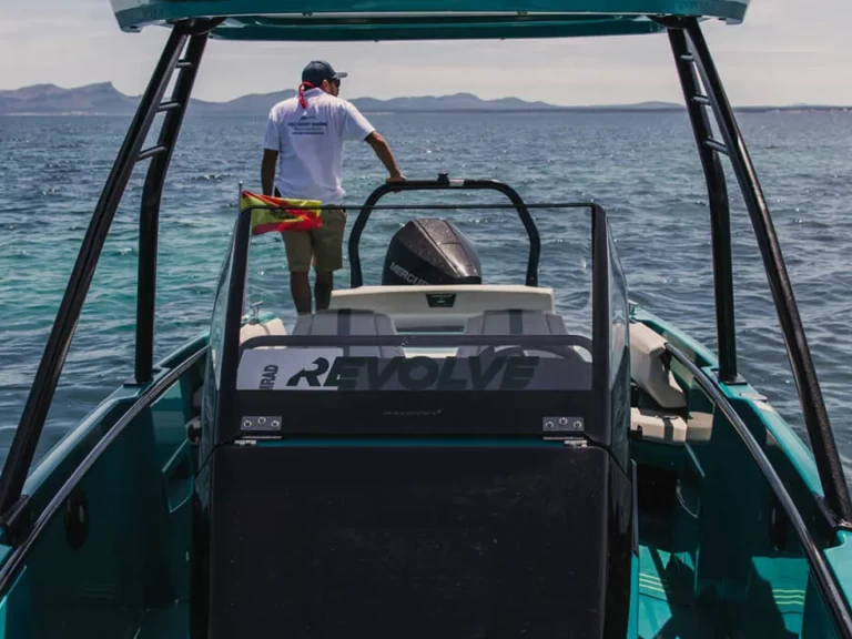 Axopar 22 Jobe Revolve te huur van particulier of professional in Port d'Alcudia