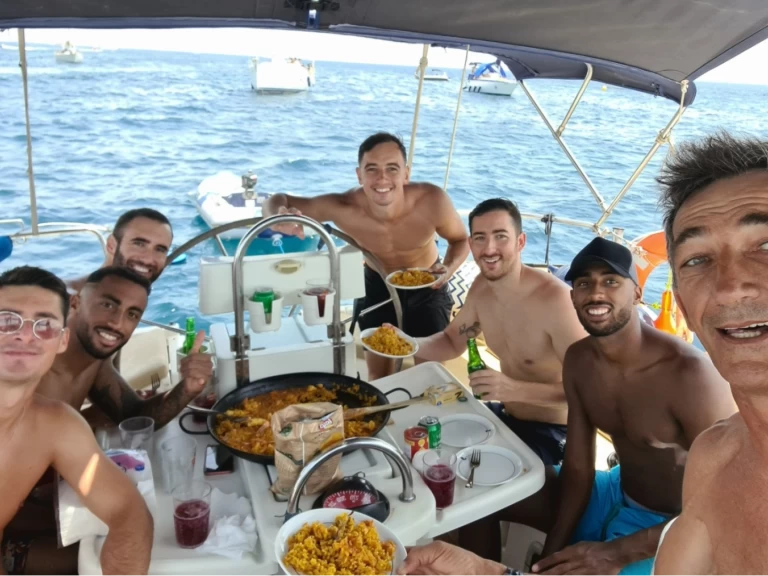 Bénéteau Oceanis Mooging 445 te huur van particulier of professional in Torrevieja