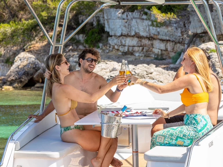 Bootverhuur Port Pierre Canto goedkoop No fuel