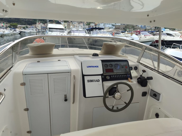 Huur Motorboot met of zonder schipper Izzo in Baia