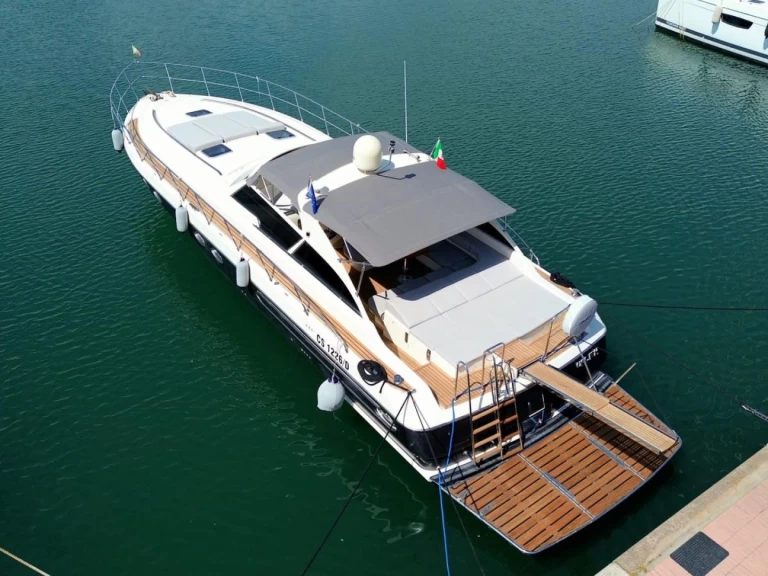 Huur een Ipenema Ipenema 53 in Torre Annunziata