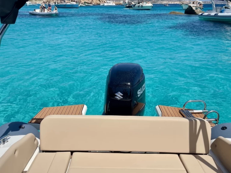 Verhuur RIB Nuova Jolly met vaarbewijs