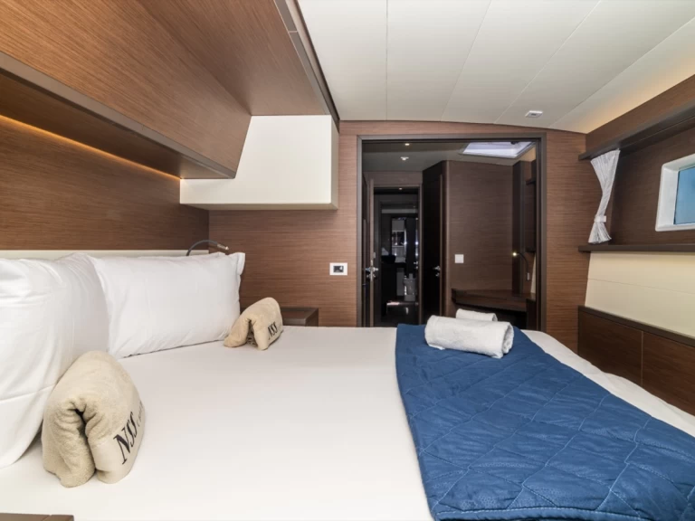 Verhuur Catamaran Lagoon met vaarbewijs