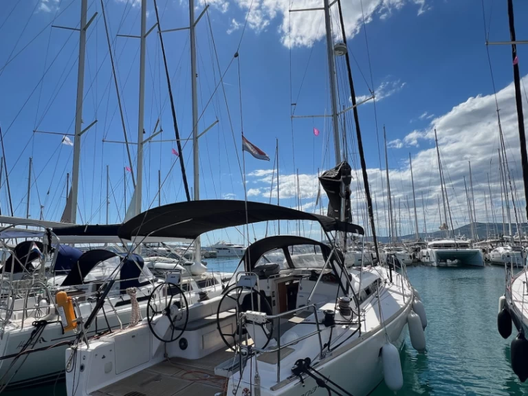 Verhuur Zeilboot Salona met vaarbewijs