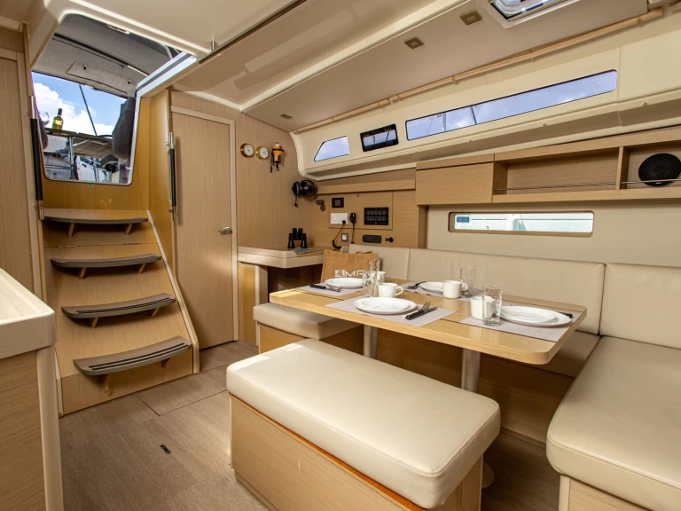 Zeilboot te huur in Pálairos voor de beste prijs