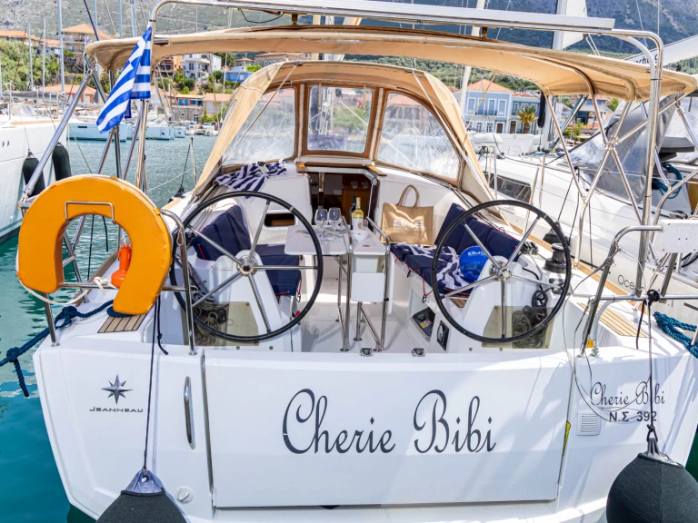 Zeilboot te huur in Lefkáda voor de beste prijs