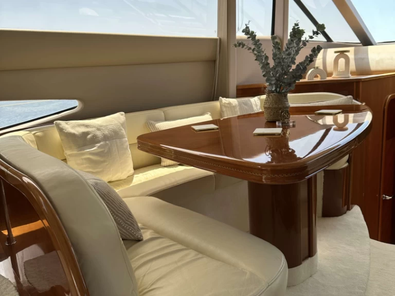 Jachthuur in Athene - Princess, UK Lady Hope via SamBoat