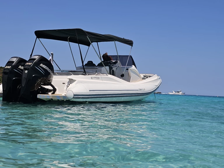 RIB te huur in Saint-Florent voor de beste prijs