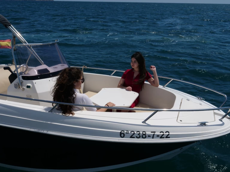 Huur een Pacific Craft Pacific Craft 545 Open in Empuriabrava