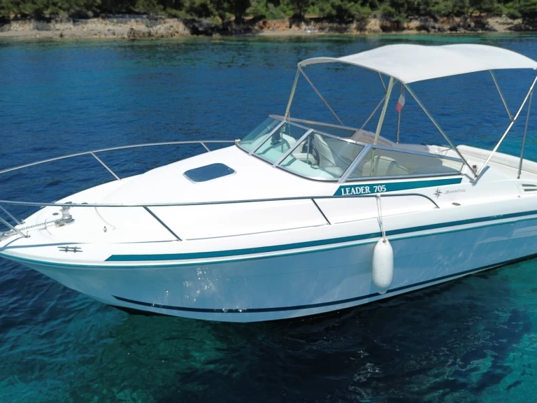 Huur Motorboot met of zonder schipper Jeanneau in Mandelieu-la-Napoule