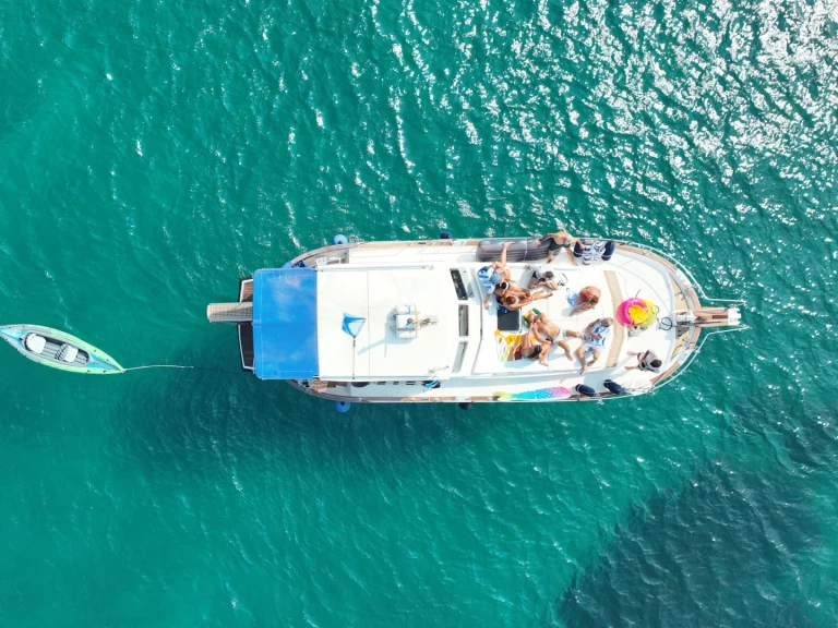 Jachthuur in Marzamemi - Menorquin-Yachts Menorquin 120 via SamBoat